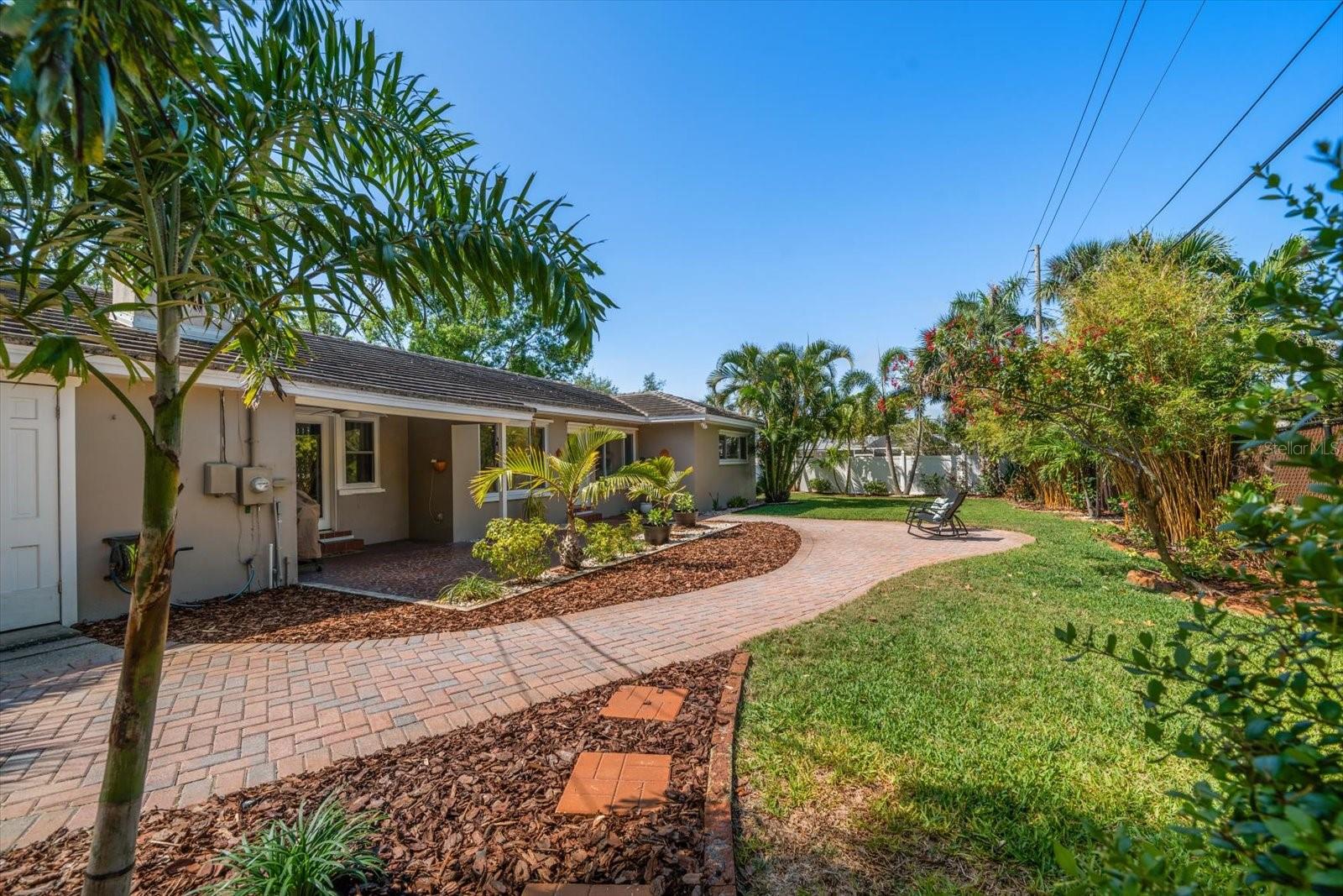 7909 GARDEN DR N, ST PETERSBURG, FL, 33710