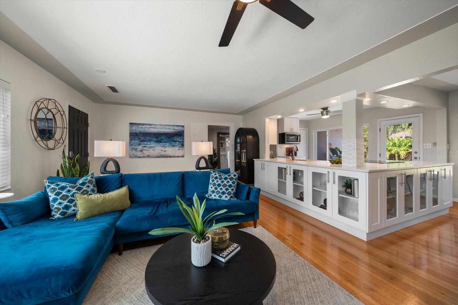 7909 GARDEN DR N, ST PETERSBURG, FL, 33710