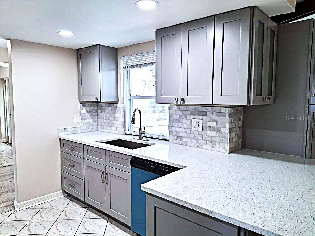 8308 123RD AVE, LARGO, FL, 33773