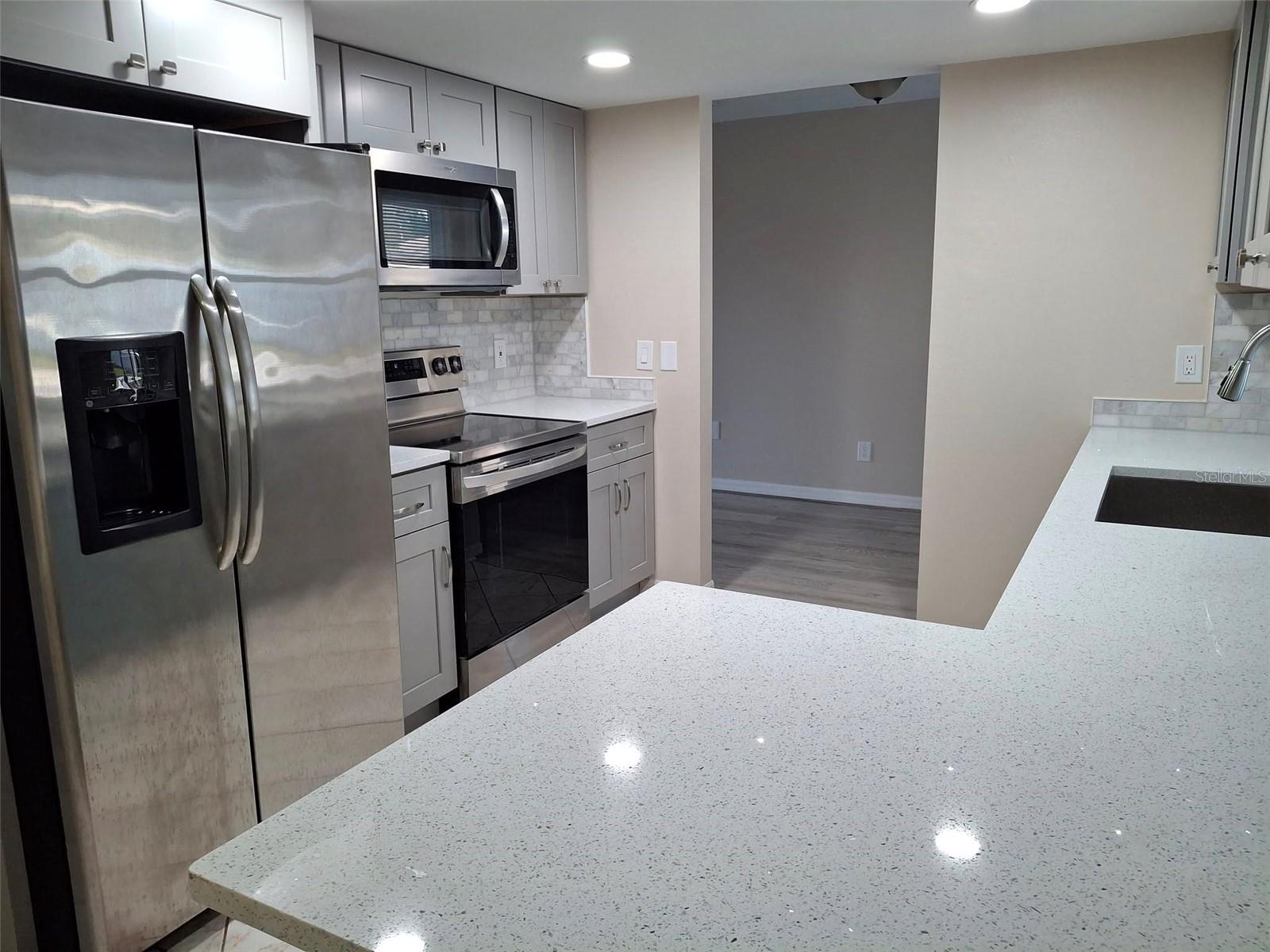 8308 123RD AVE, LARGO, FL, 33773