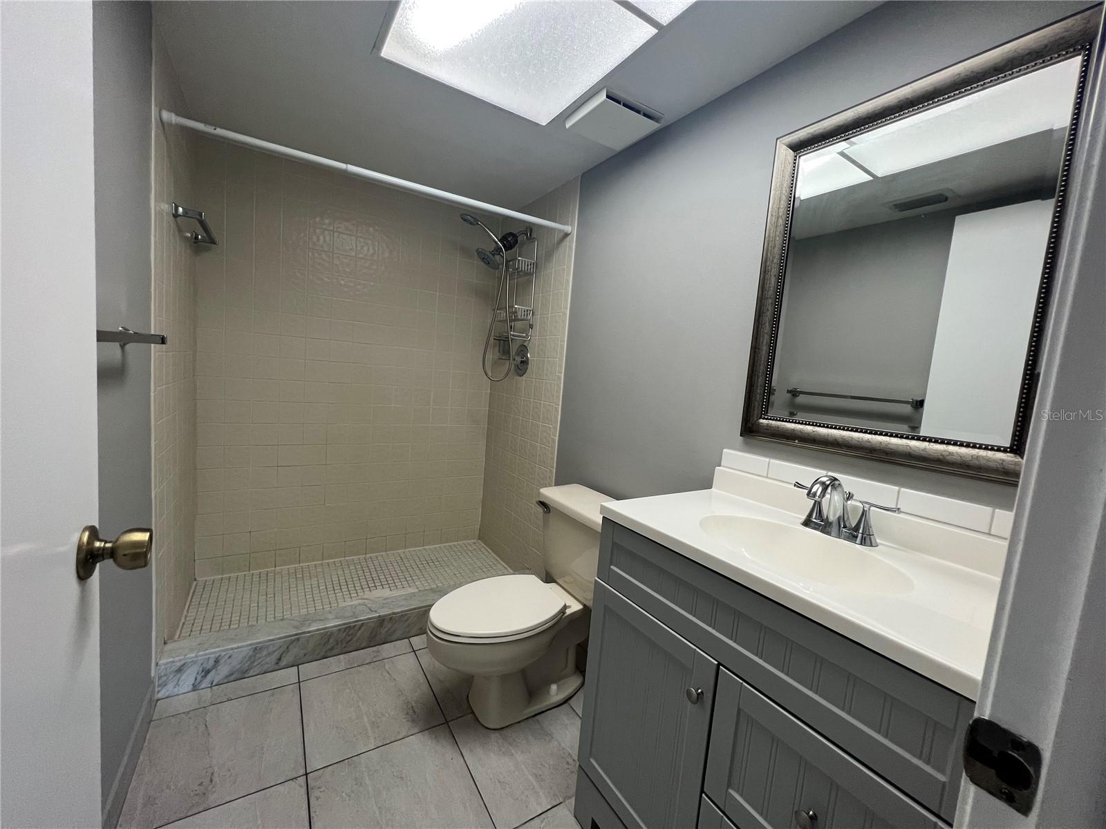 644 FAIRMONT AVE #A, SAFETY HARBOR, FL, 34695