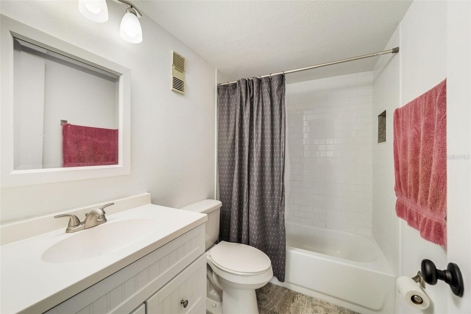 3294 S SEMORAN BLVD #14, ORLANDO, FL, 32822