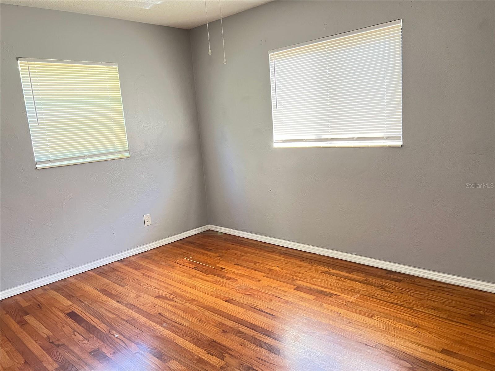 5211 JERSEY AVE S, GULFPORT, FL, 33707