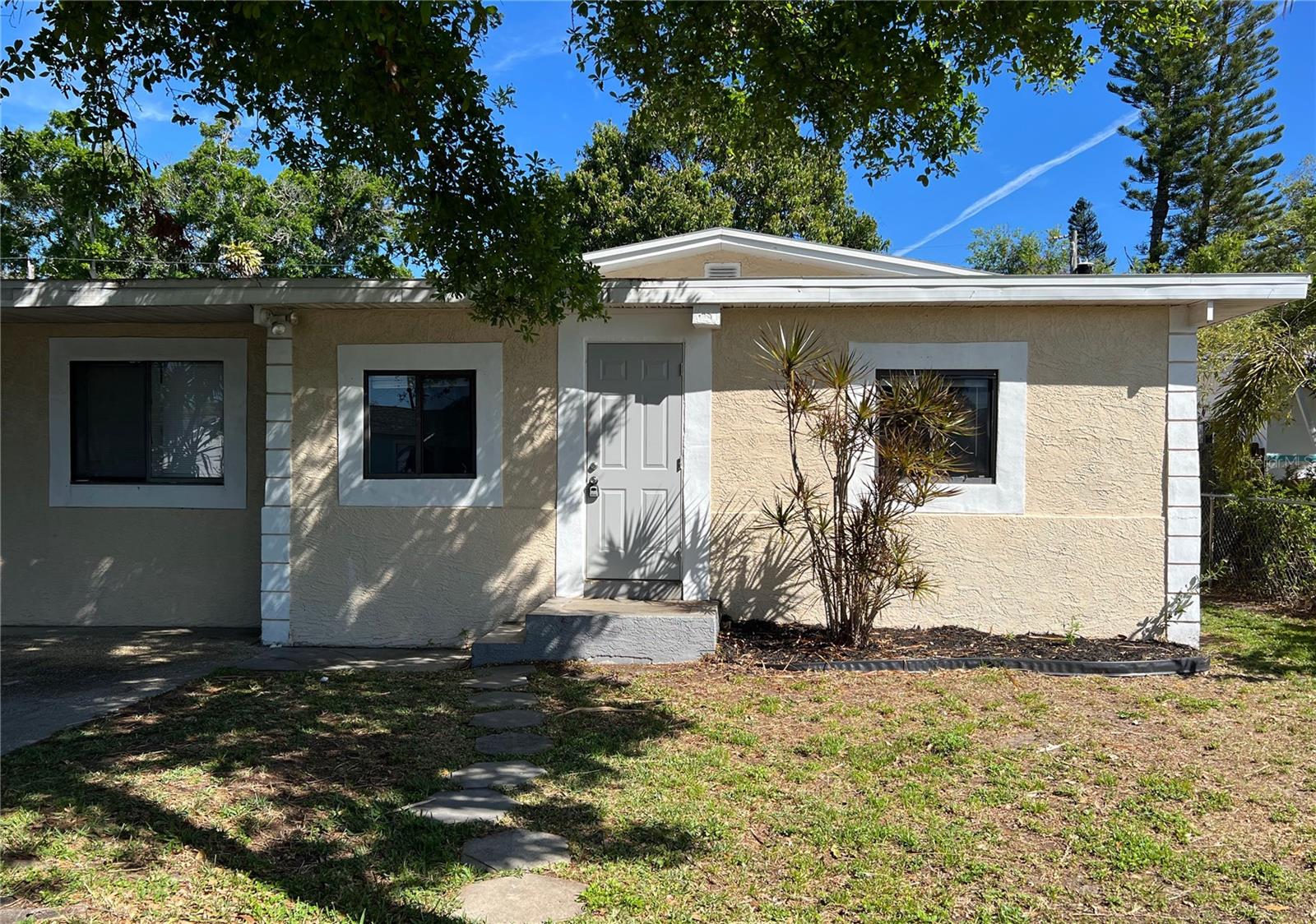 5211 JERSEY AVE S, GULFPORT, FL, 33707