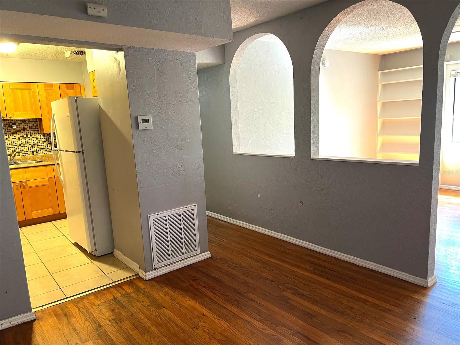 5211 JERSEY AVE S, GULFPORT, FL, 33707