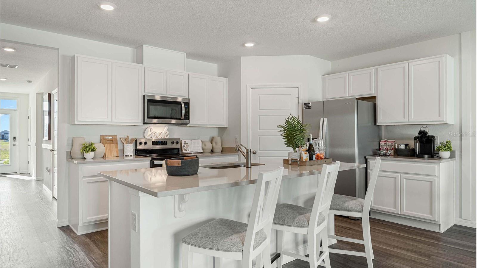 1078 CLAY BLVD, TAVARES, FL, 32778