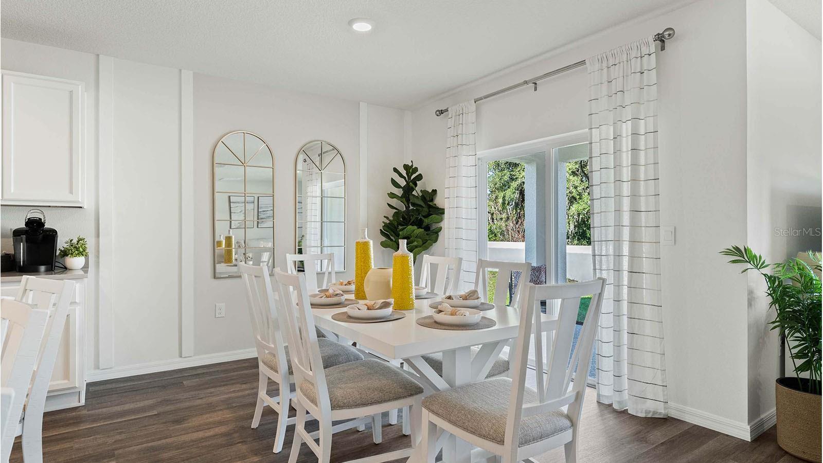 1078 CLAY BLVD, TAVARES, FL, 32778