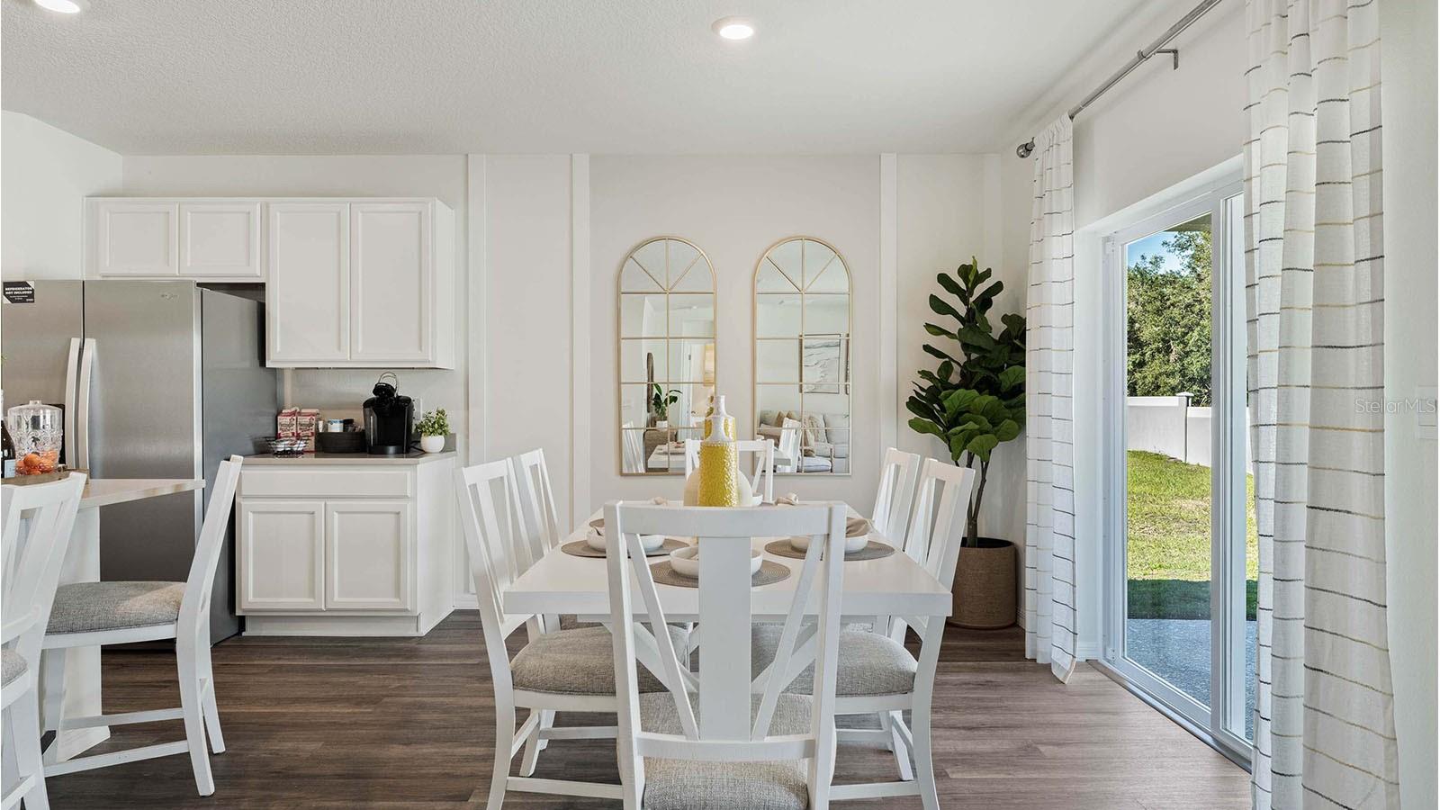 1078 CLAY BLVD, TAVARES, FL, 32778