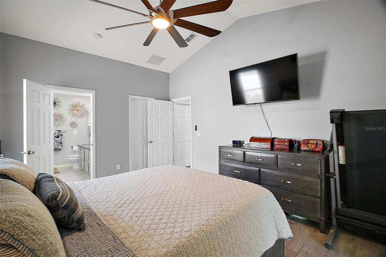 831 WHISPER SOUND, MINNEOLA, FL, 34715