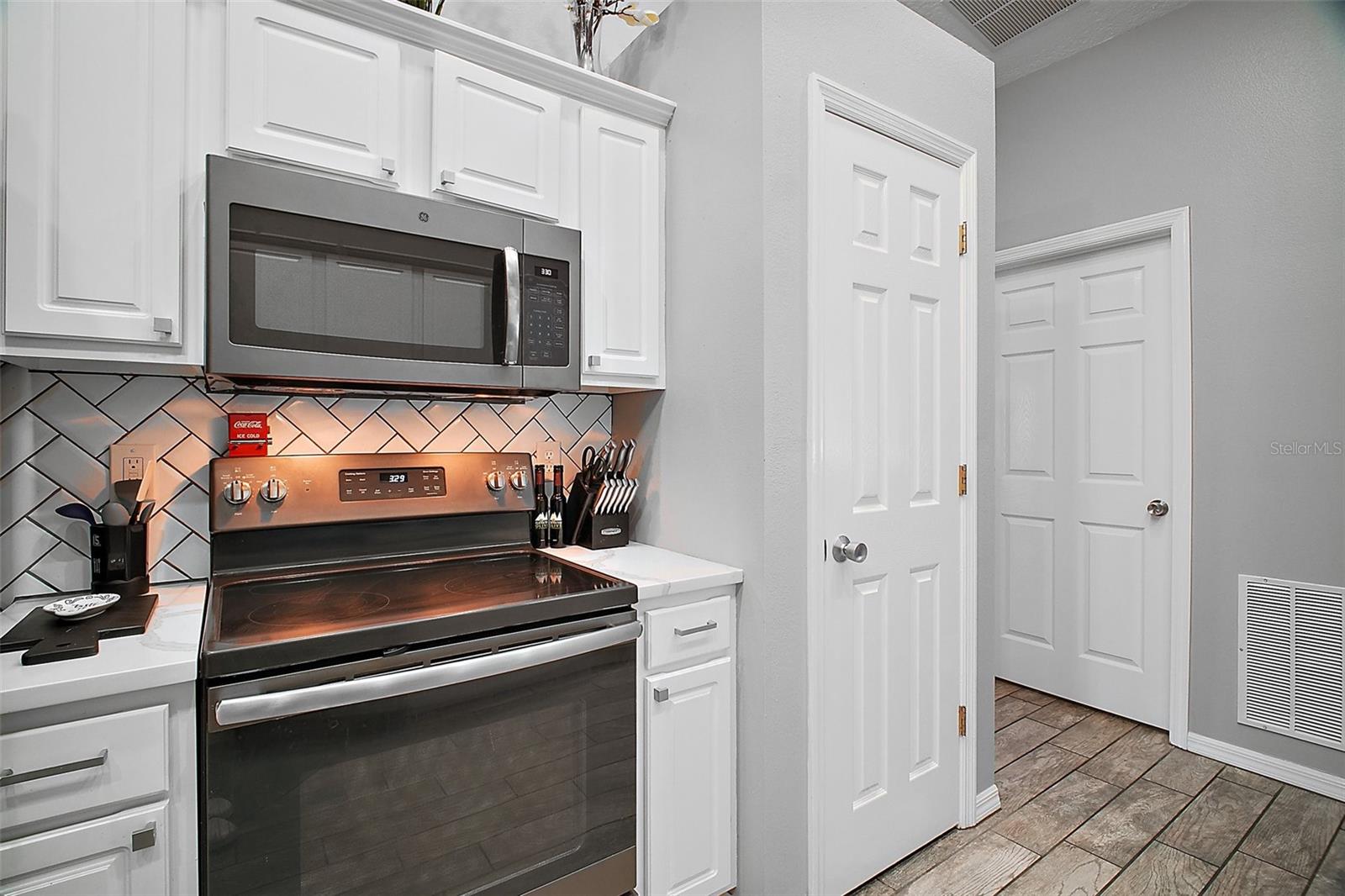 831 WHISPER SOUND, MINNEOLA, FL, 34715