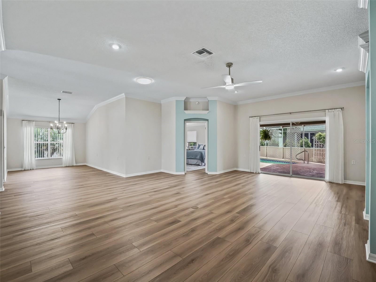 1804 ESTAFANA WAY, THE VILLAGES, FL, 32159