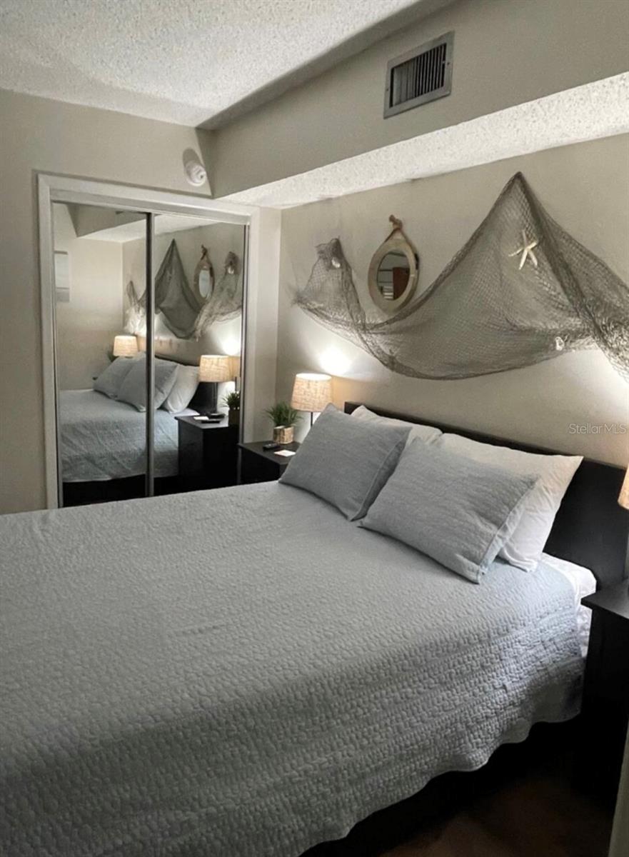 253 REX PL #B, MADEIRA BEACH, FL, 33708