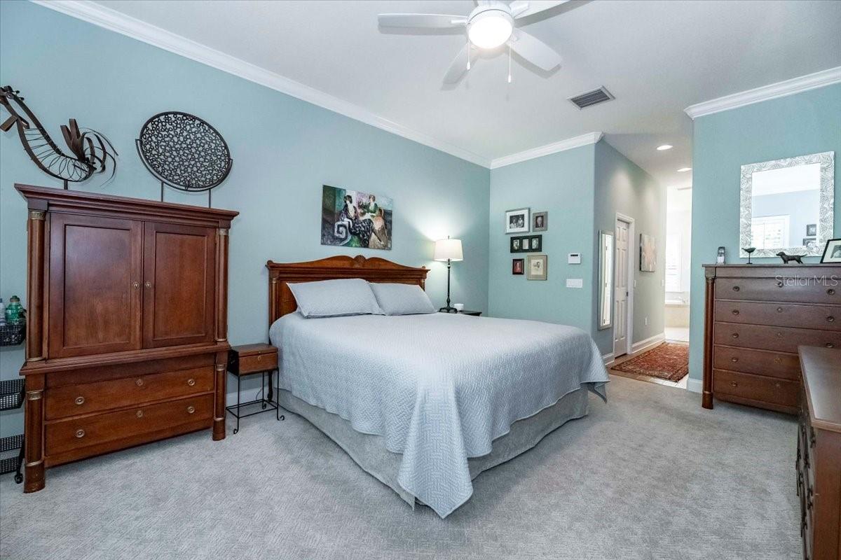 2021 WISTERIA LN, LAKELAND, FL, 33813