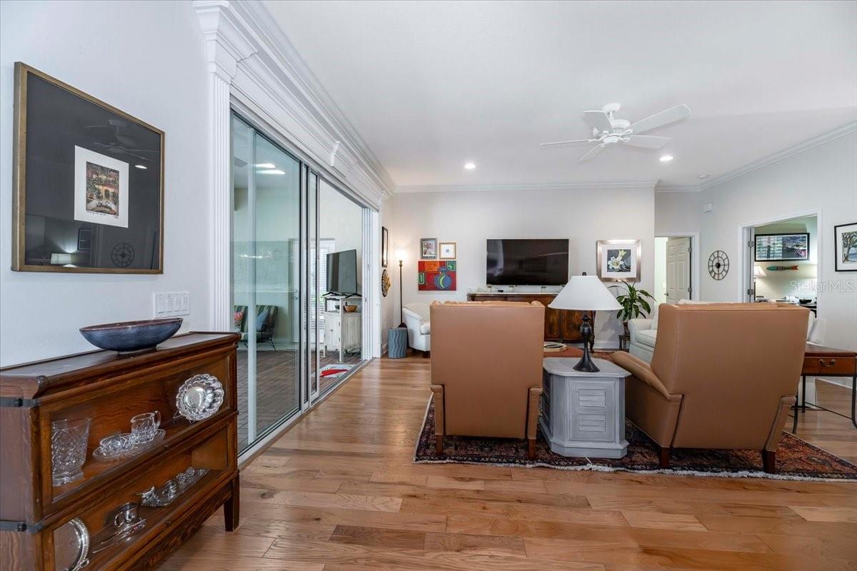 2021 WISTERIA LN, LAKELAND, FL, 33813