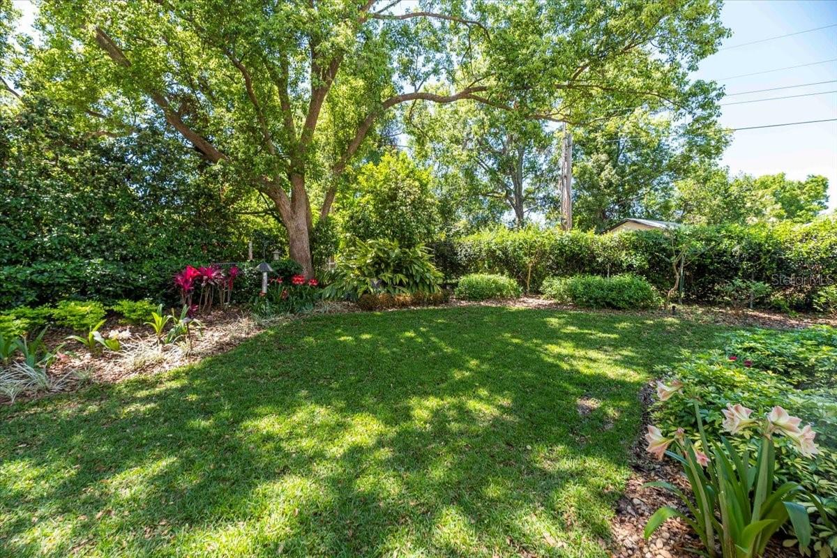 2021 WISTERIA LN, LAKELAND, FL, 33813