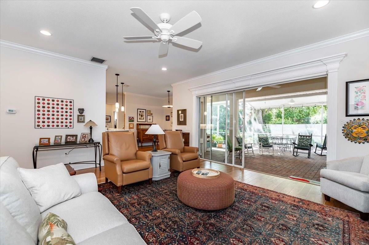 2021 WISTERIA LN, LAKELAND, FL, 33813