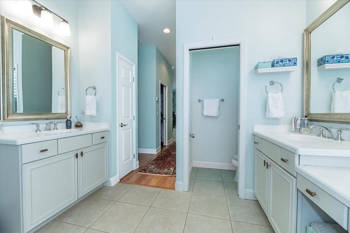 2021 WISTERIA LN, LAKELAND, FL, 33813