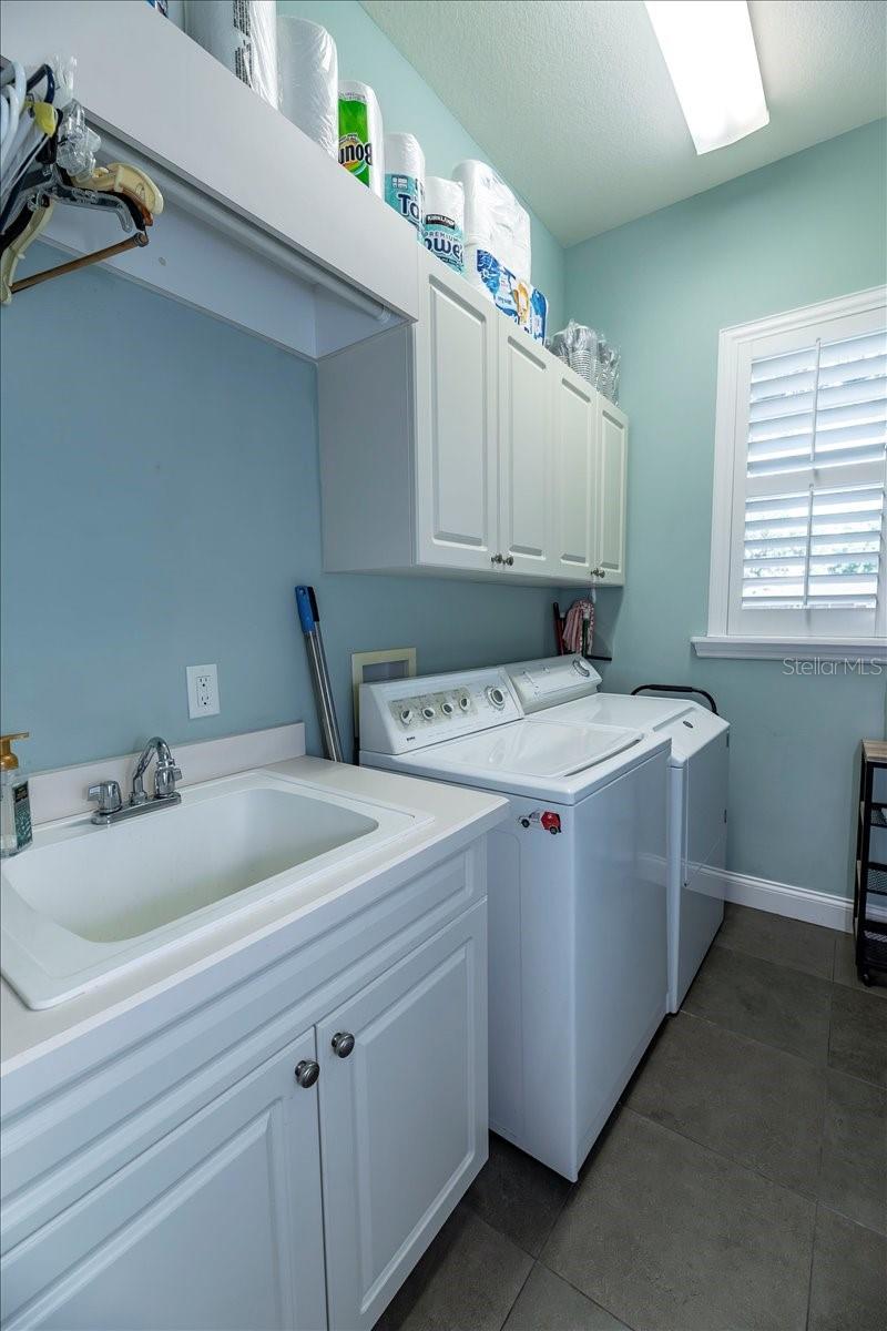 2021 WISTERIA LN, LAKELAND, FL, 33813