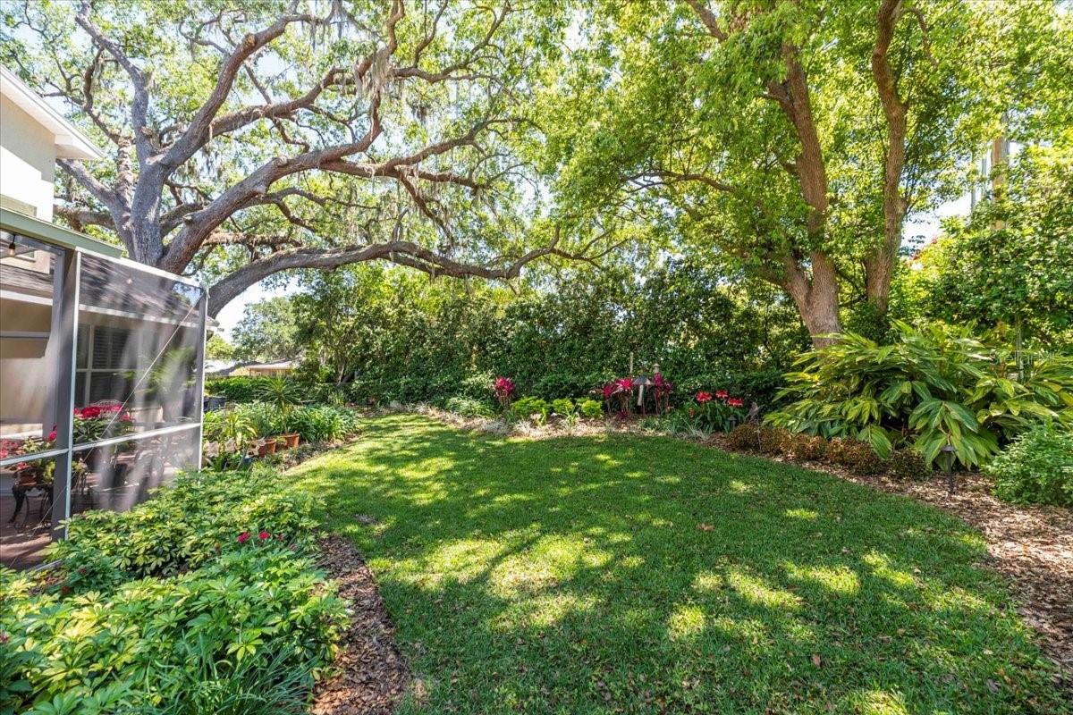 2021 WISTERIA LN, LAKELAND, FL, 33813