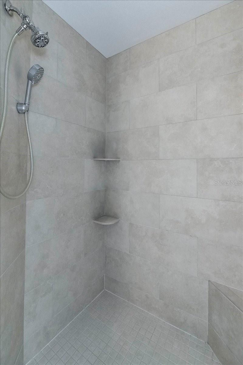 2021 WISTERIA LN, LAKELAND, FL, 33813