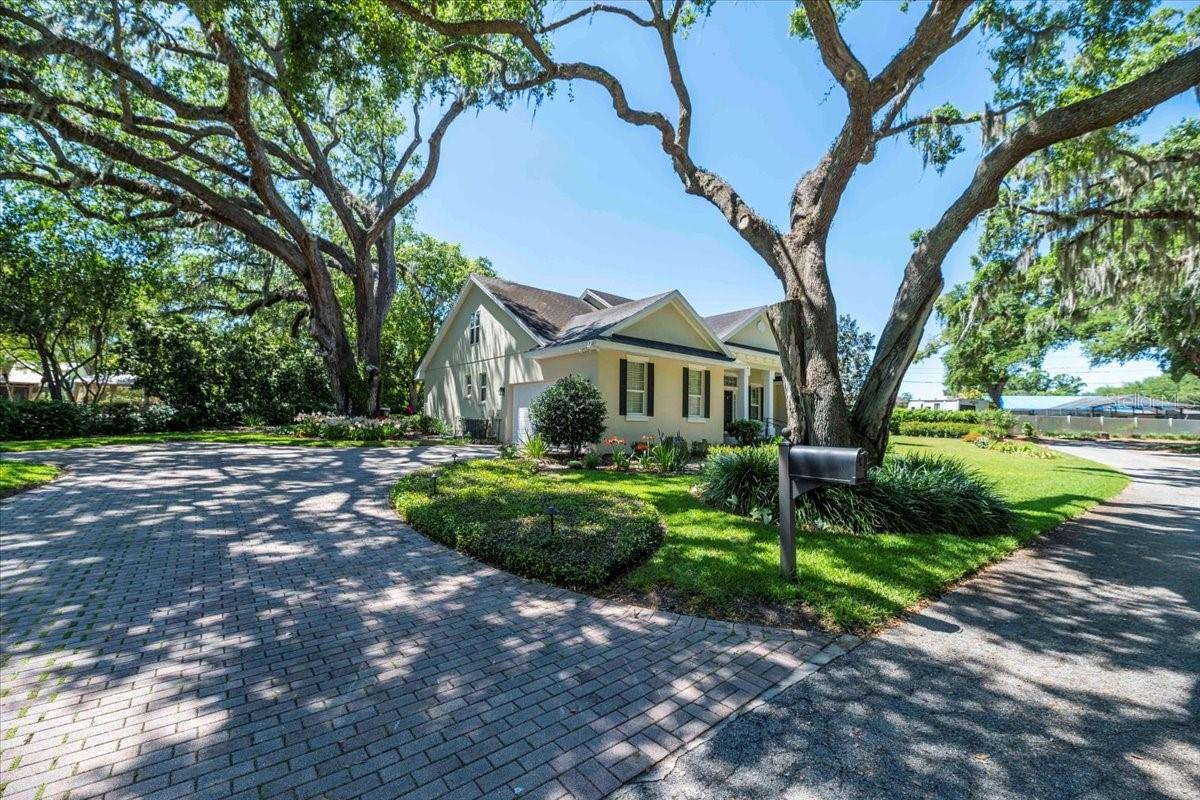 2021 WISTERIA LN, LAKELAND, FL, 33813