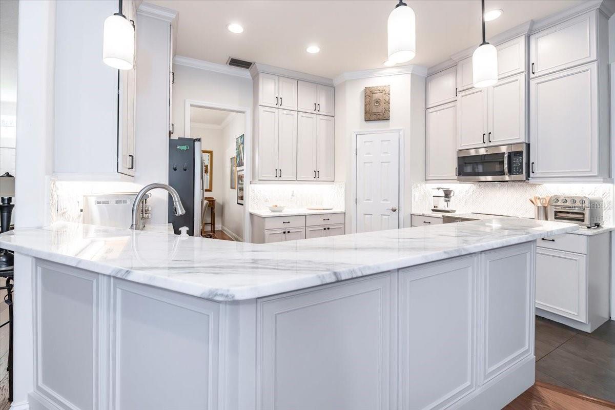 2021 WISTERIA LN, LAKELAND, FL, 33813