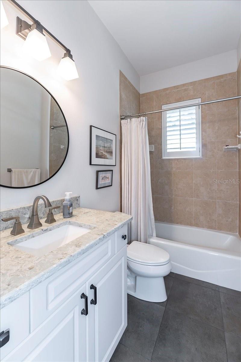 2021 WISTERIA LN, LAKELAND, FL, 33813