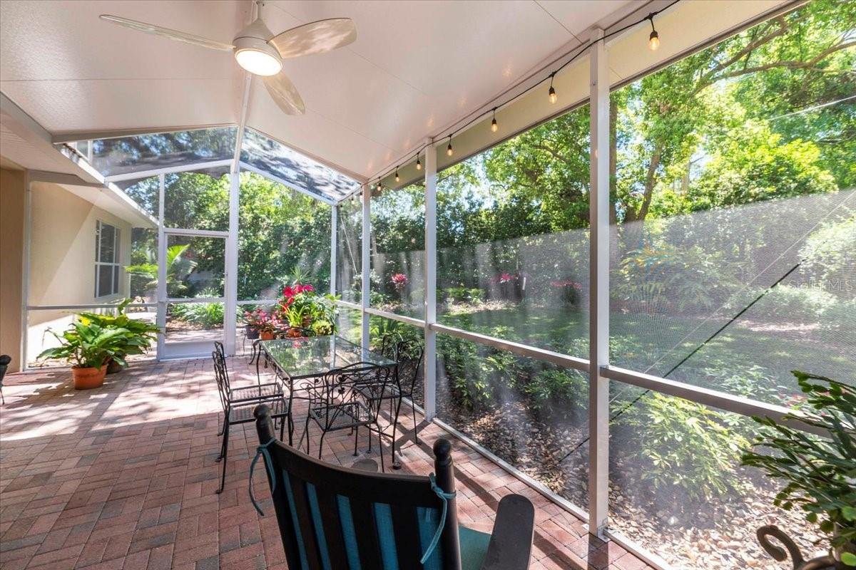 2021 WISTERIA LN, LAKELAND, FL, 33813