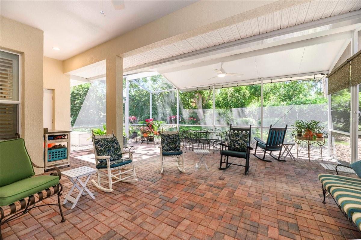 2021 WISTERIA LN, LAKELAND, FL, 33813