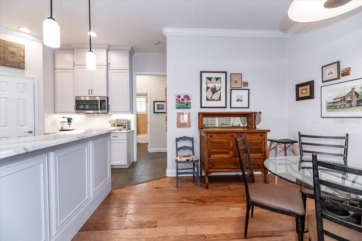 2021 WISTERIA LN, LAKELAND, FL, 33813