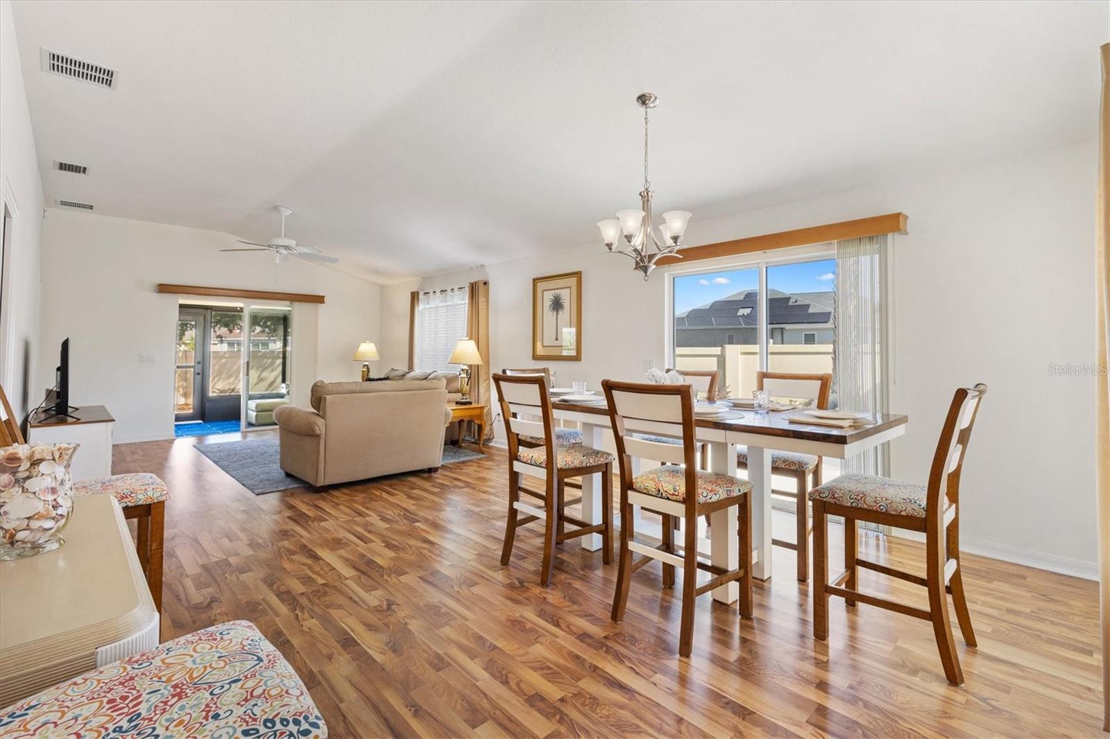 2042 HYDRANGEA AVE, THE VILLAGES, FL, 32162