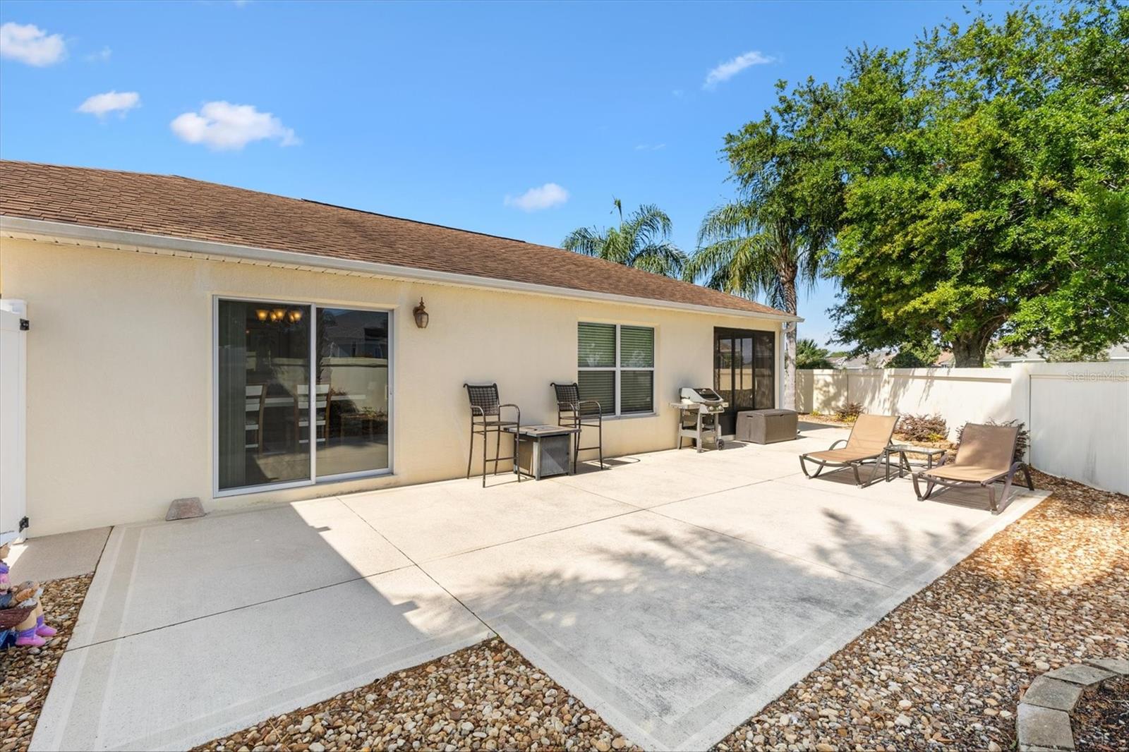 2042 HYDRANGEA AVE, THE VILLAGES, FL, 32162