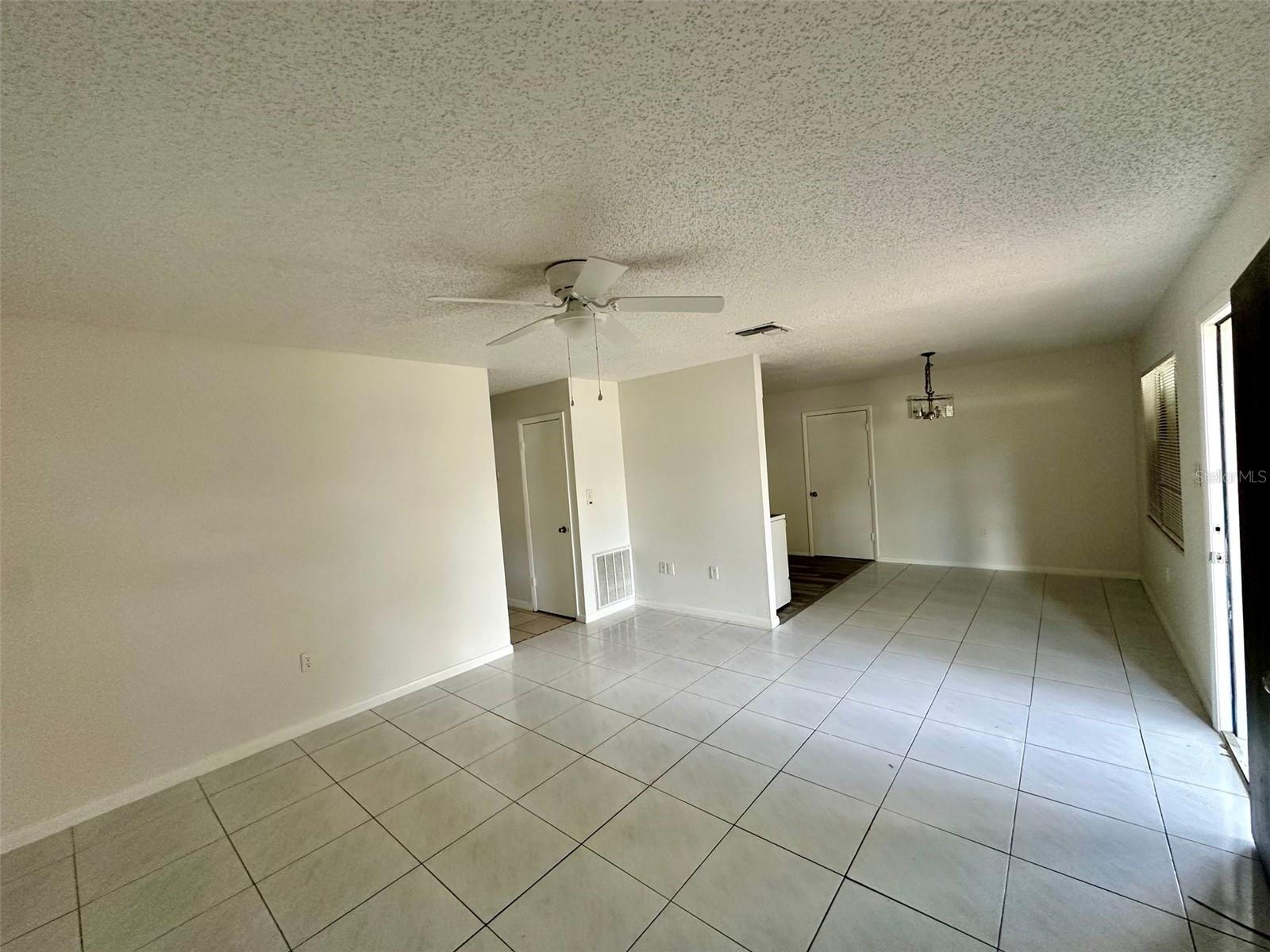 2112 VIRGINIA AVE, EUSTIS, FL, 32726