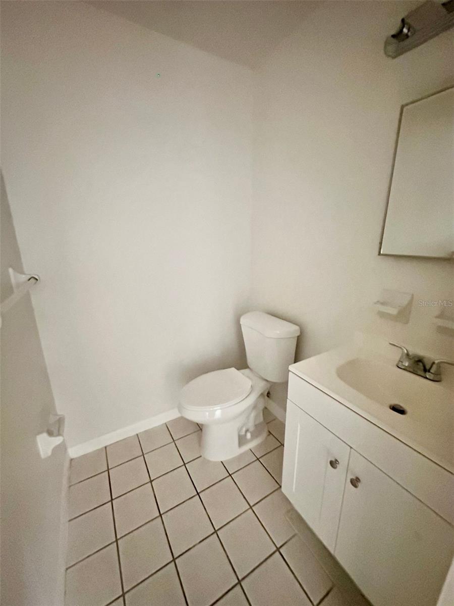 2112 VIRGINIA AVE, EUSTIS, FL, 32726