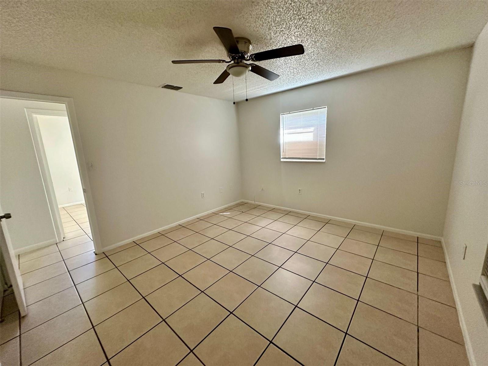 2112 VIRGINIA AVE, EUSTIS, FL, 32726