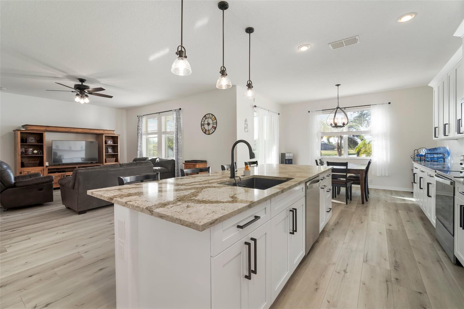 5460 SANDY SHELL DR, APOLLO BEACH, FL, 33572