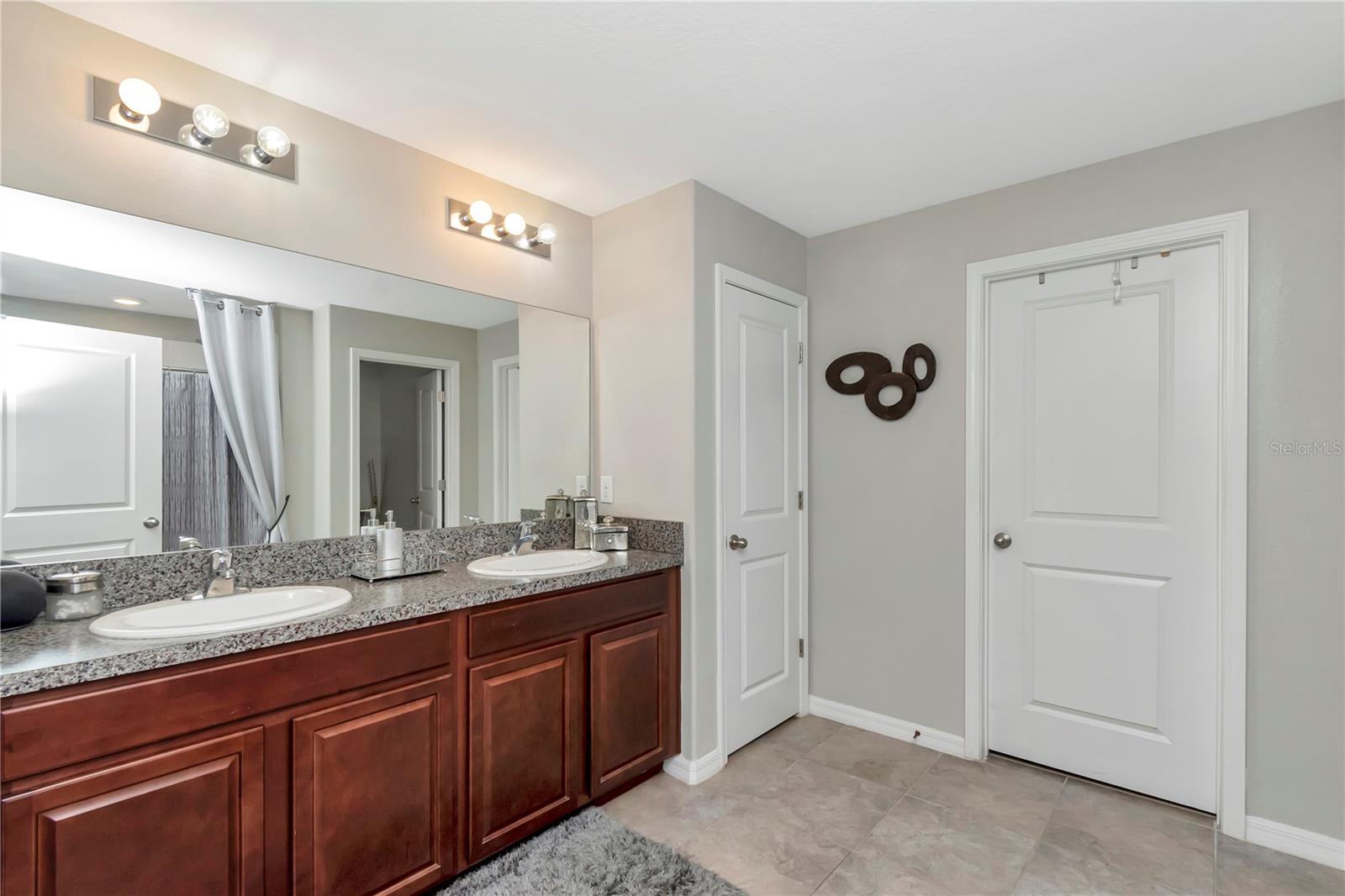 7019 WISEMAN RUN DR, SUN CITY CENTER, FL, 33573