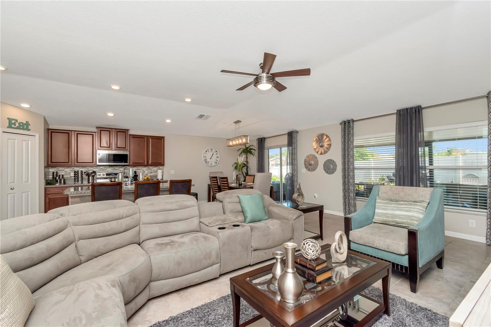 7019 WISEMAN RUN DR, SUN CITY CENTER, FL, 33573