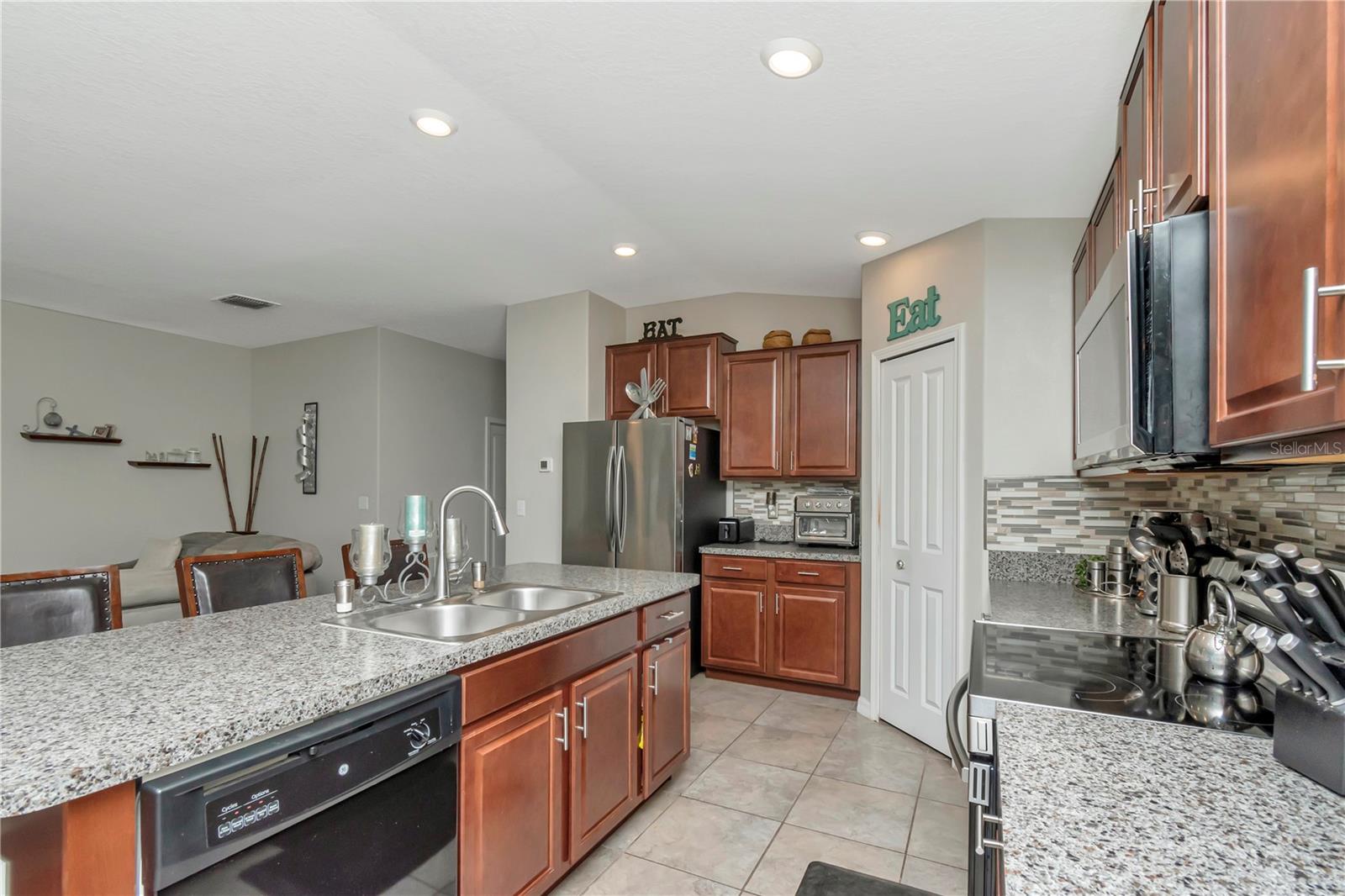 7019 WISEMAN RUN DR, SUN CITY CENTER, FL, 33573