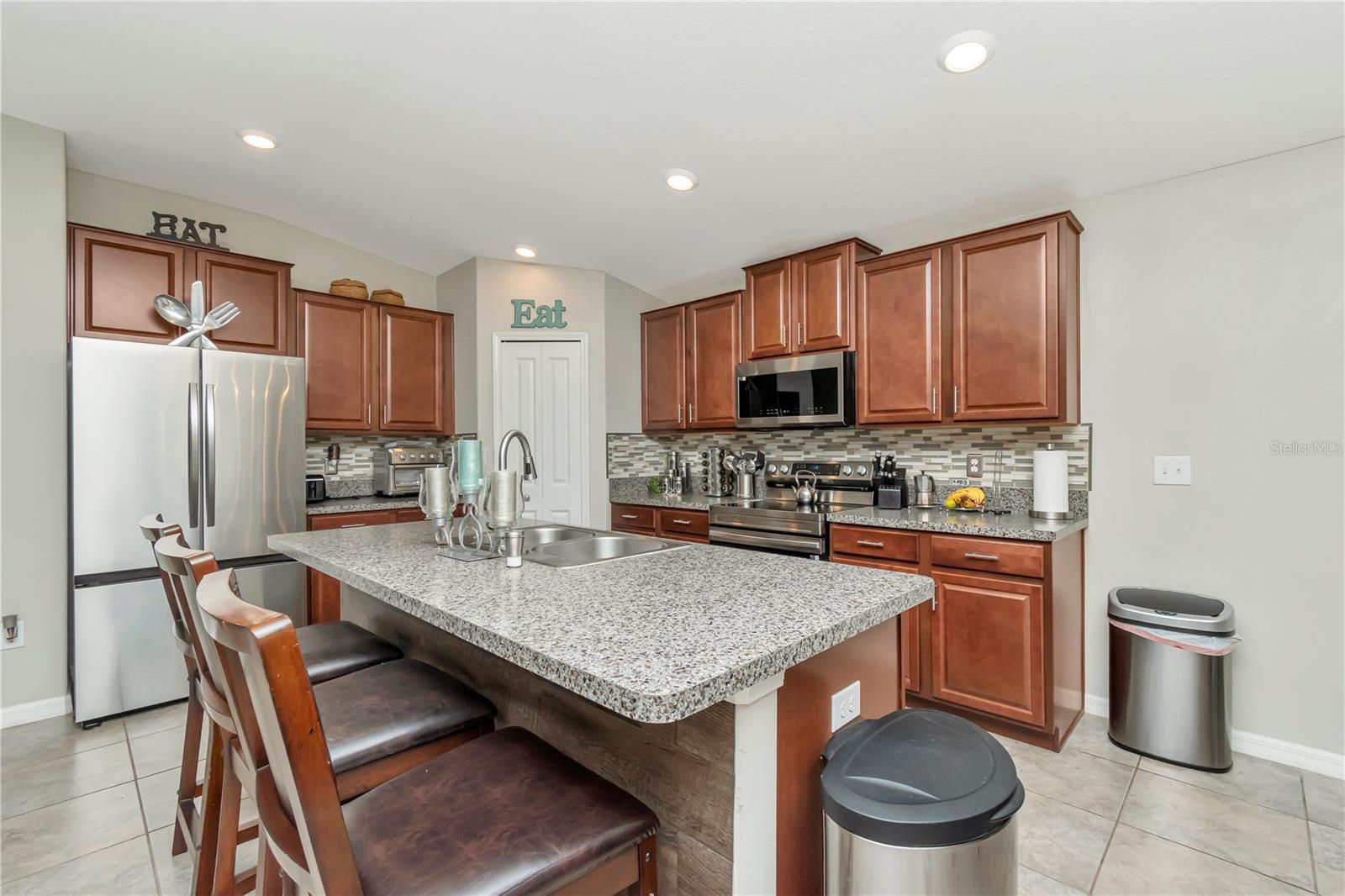 7019 WISEMAN RUN DR, SUN CITY CENTER, FL, 33573