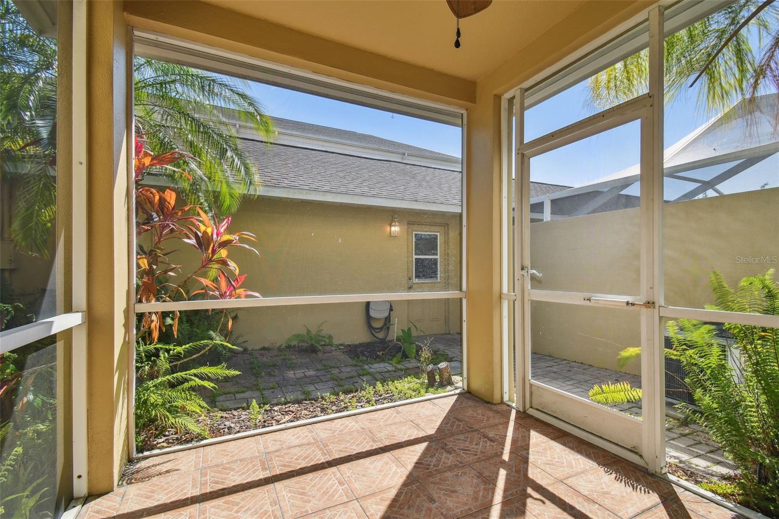 9910 NEW PARKE RD, TAMPA, FL, 33626