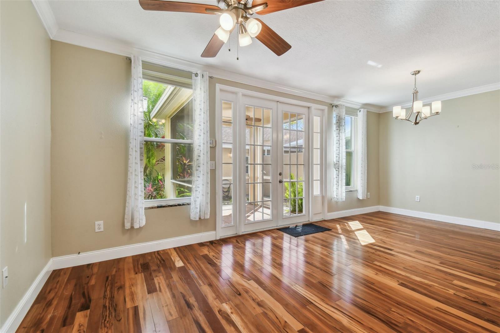 9910 NEW PARKE RD, TAMPA, FL, 33626