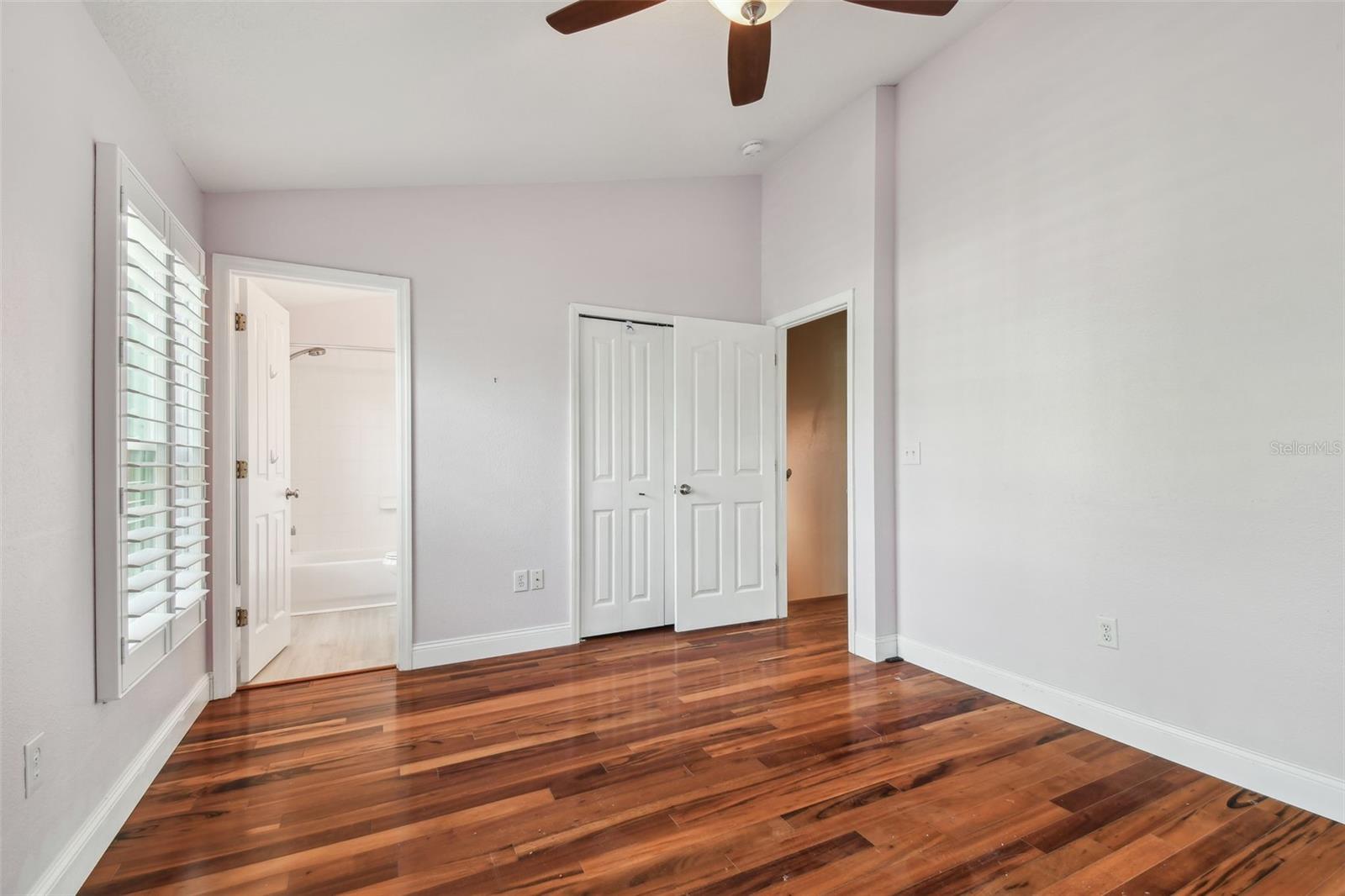 9910 NEW PARKE RD, TAMPA, FL, 33626