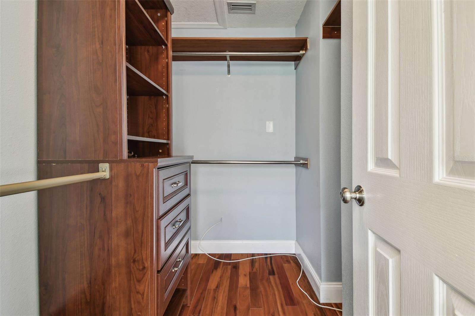 9910 NEW PARKE RD, TAMPA, FL, 33626