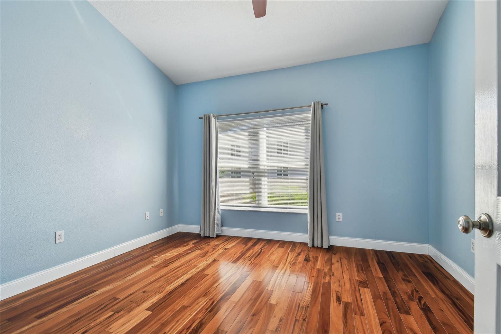 9910 NEW PARKE RD, TAMPA, FL, 33626