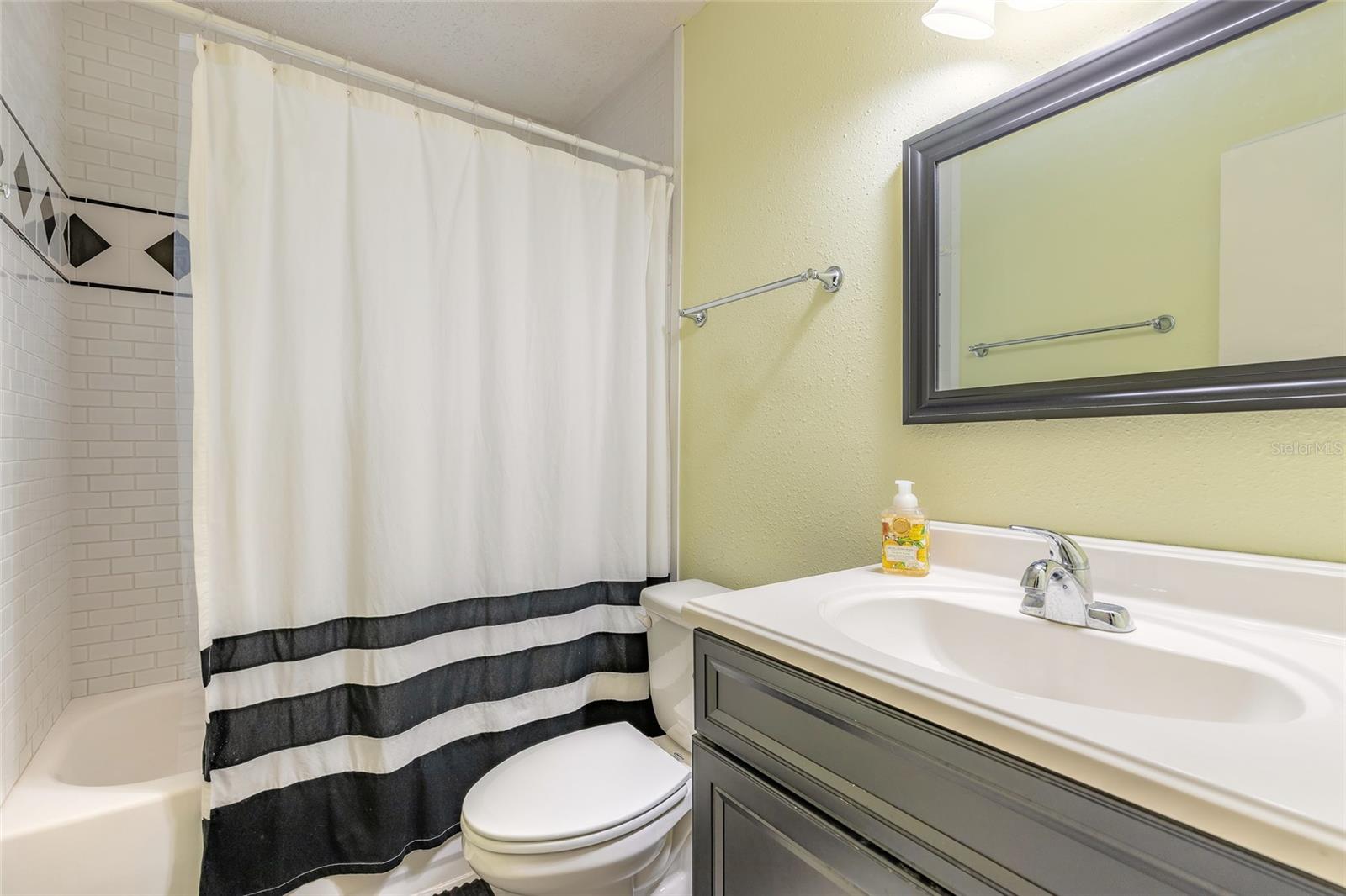 2605 FAIRMONT AVE, NEW SMYRNA BEACH, FL, 32168