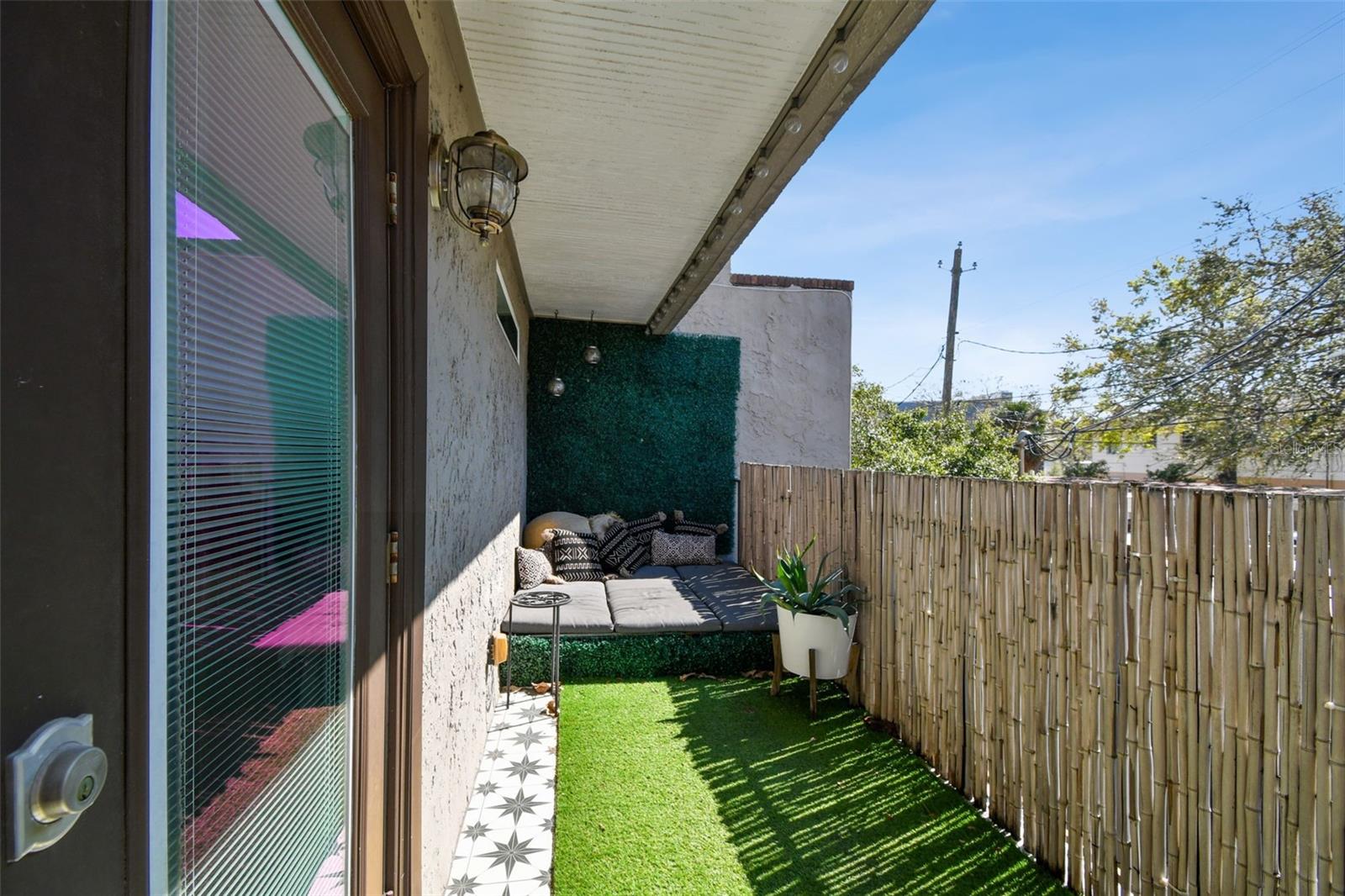 166 E DAVIS BLVD, TAMPA, FL, 33606