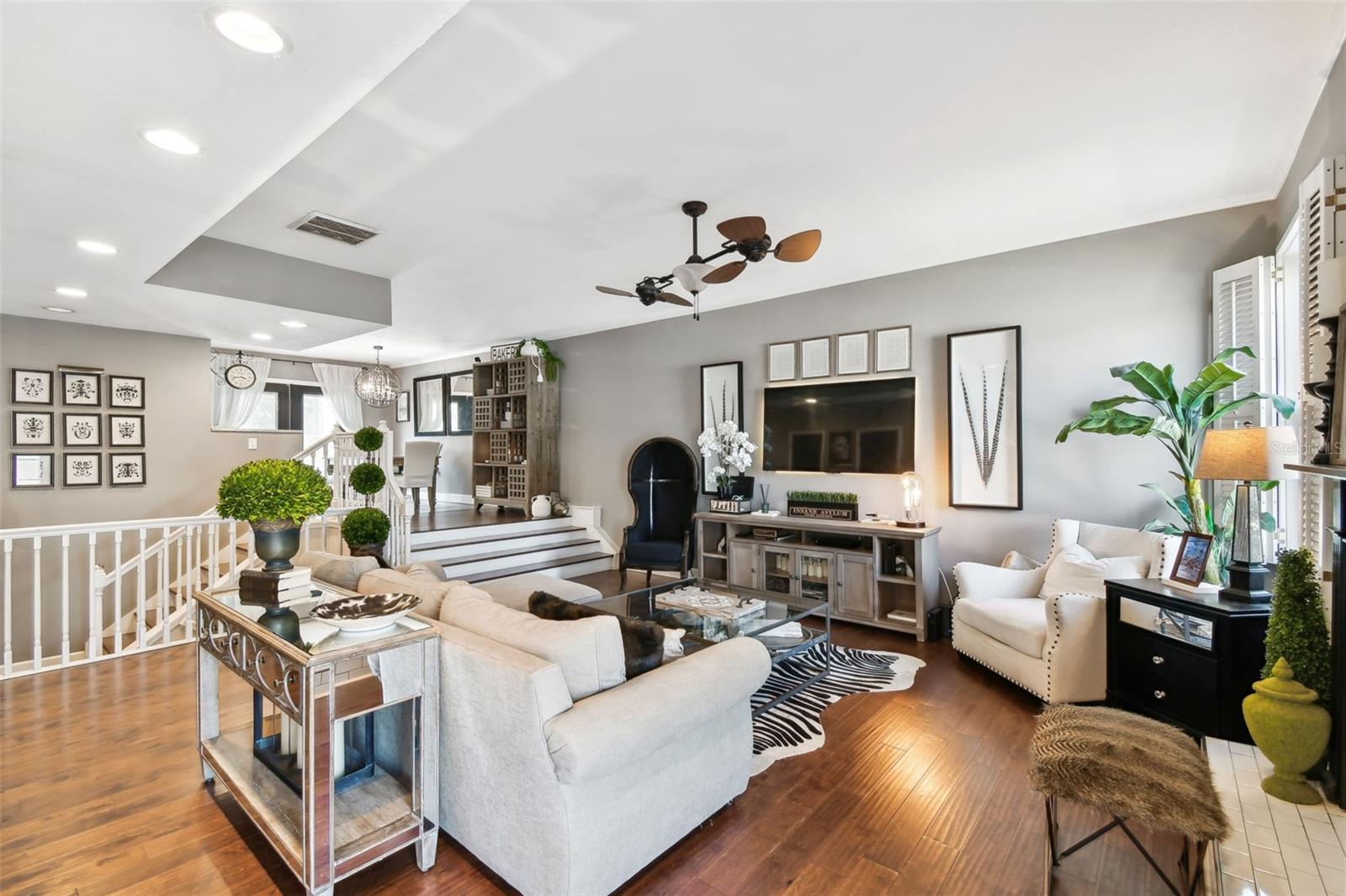 166 E DAVIS BLVD, TAMPA, FL, 33606