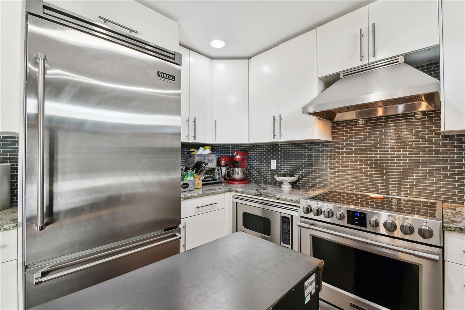 166 E DAVIS BLVD, TAMPA, FL, 33606