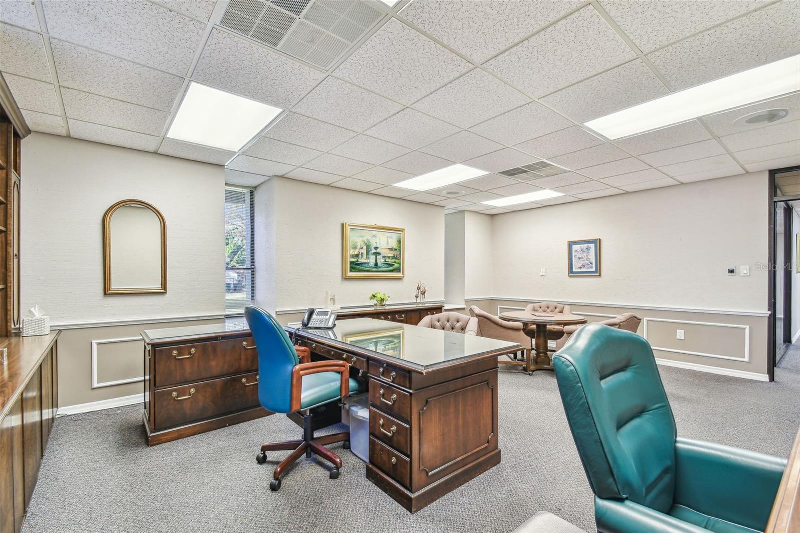 1046 W BUSCH BLVD #300, TAMPA, FL, 33612